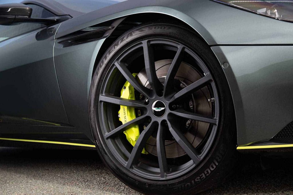 2018-Aston-Martin-DB11-AMR-tampa-Dimmitt-wheels
