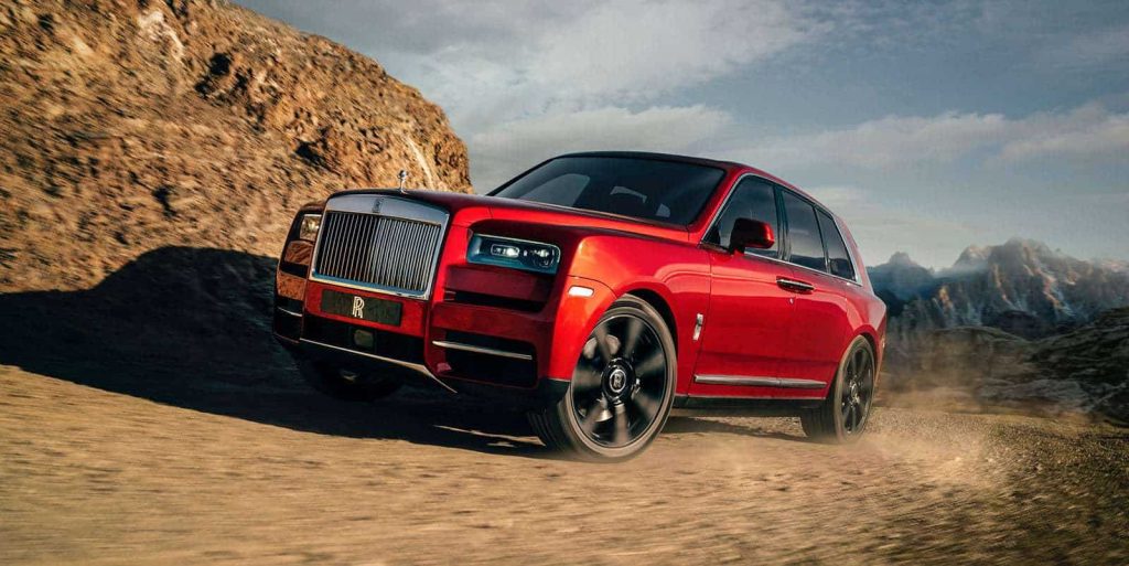 rolls-royce-cullinan-tampa-dimmitt-side-quarter-desert