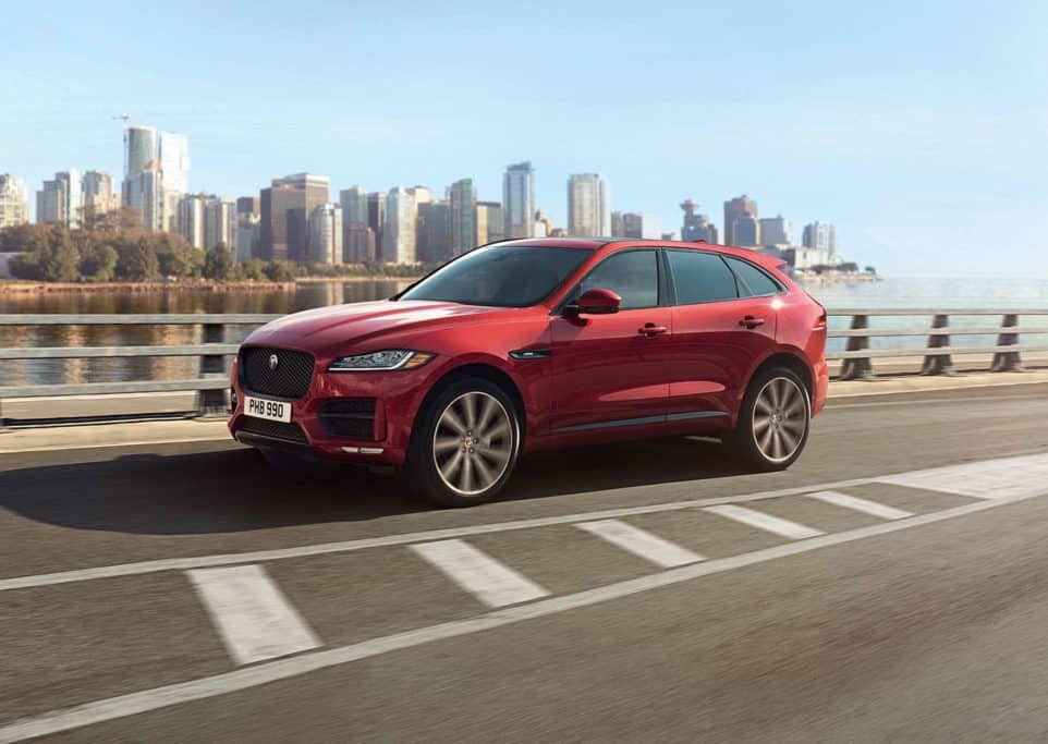 2019-jaguar-f-pace-red-tampa-side-front-dimmitt