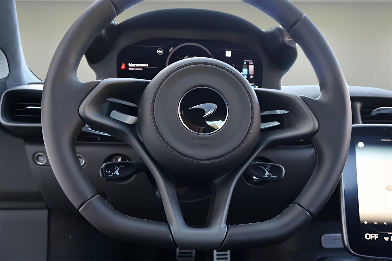 2026 McLaren Artura Base