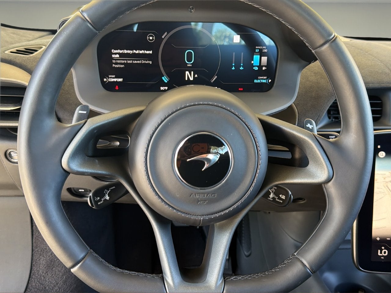 2023 McLaren Artura TechLux