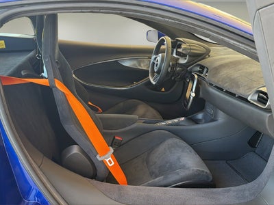2023 McLaren Artura TechLux