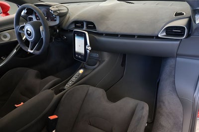 2026 McLaren Artura Base