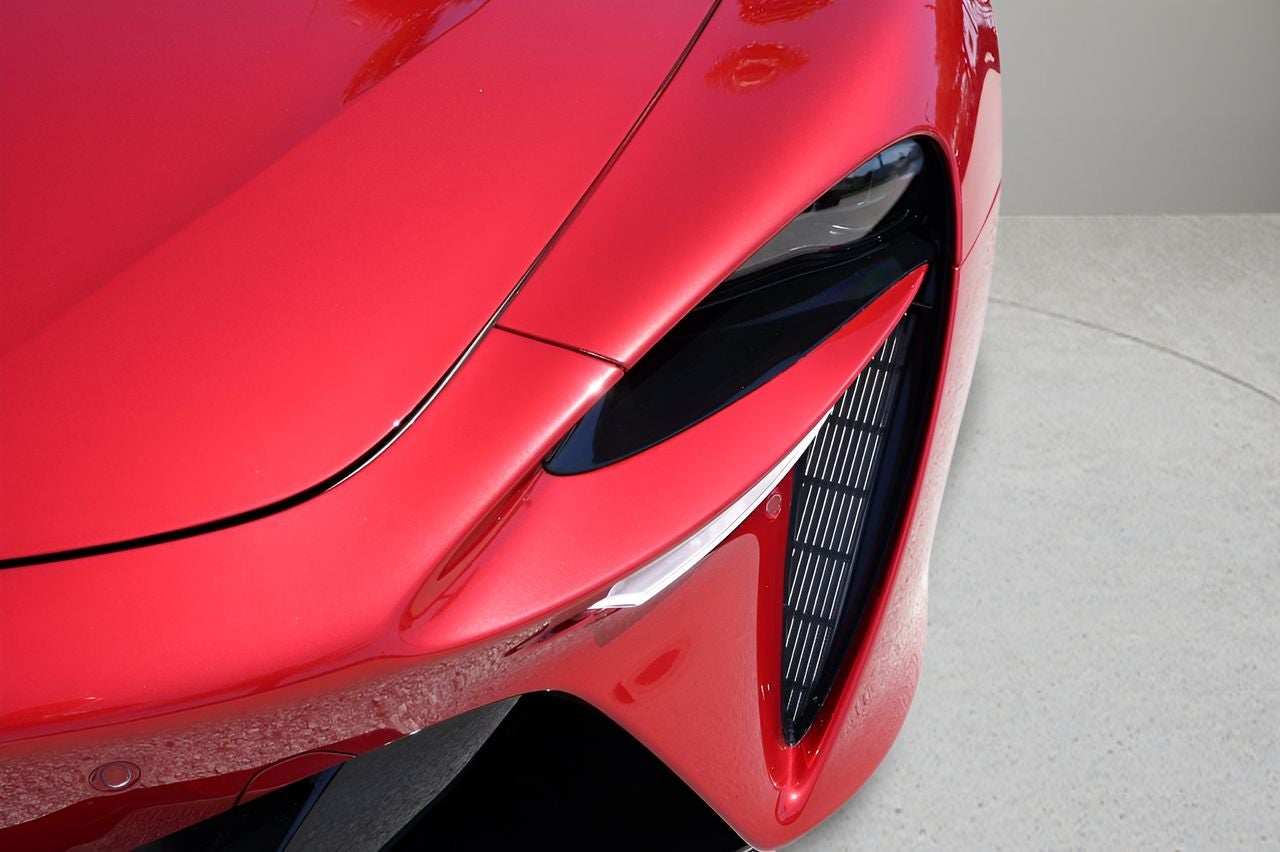 2026 McLaren Artura Base