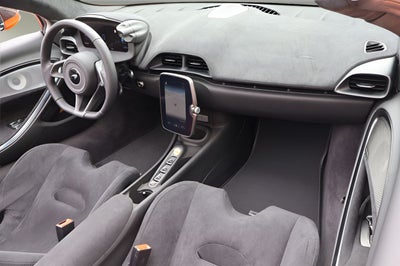 2026 McLaren Artura Base