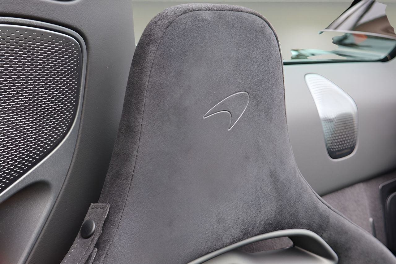 2026 McLaren Artura Base