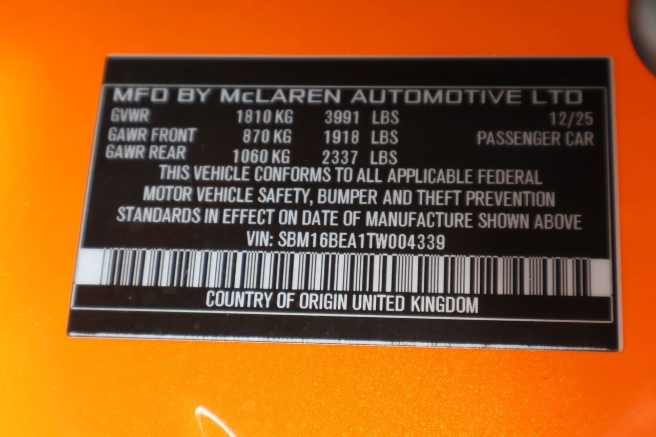 2026 McLaren Artura Base