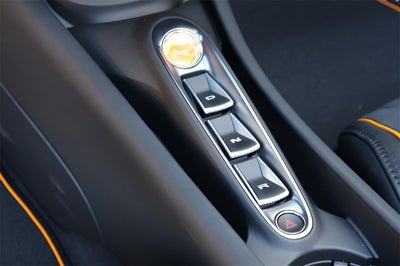 2026 McLaren Artura Base