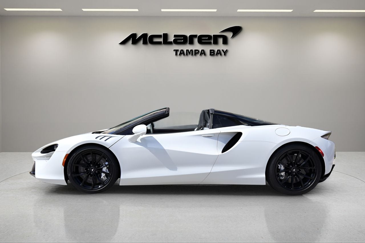 2026 McLaren Artura Base