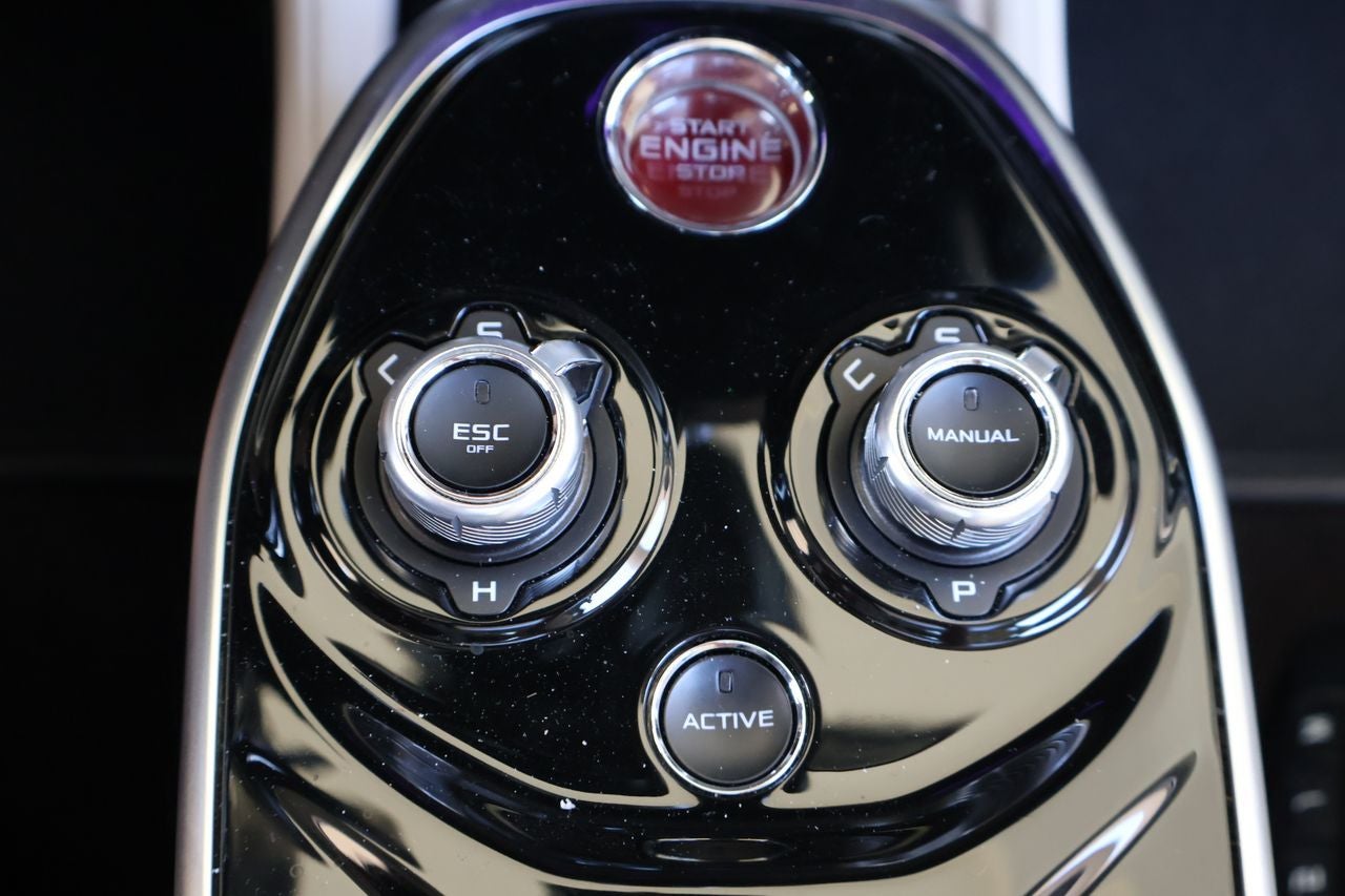 2023 McLaren GT Base