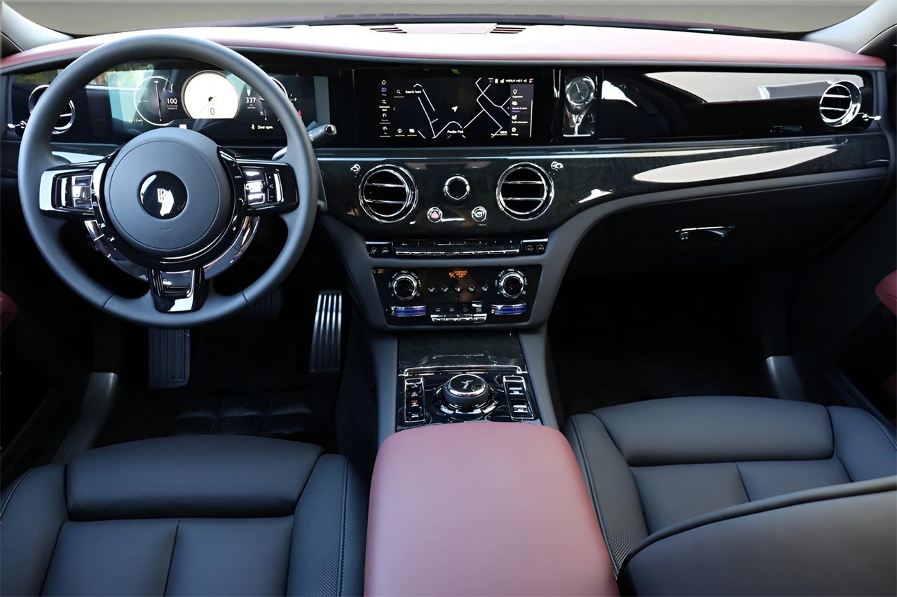 2025 Rolls-Royce Ghost Sedan