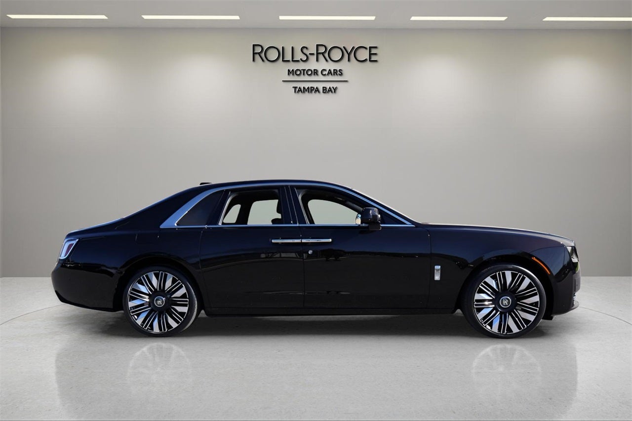 2025 Rolls-Royce Ghost Sedan