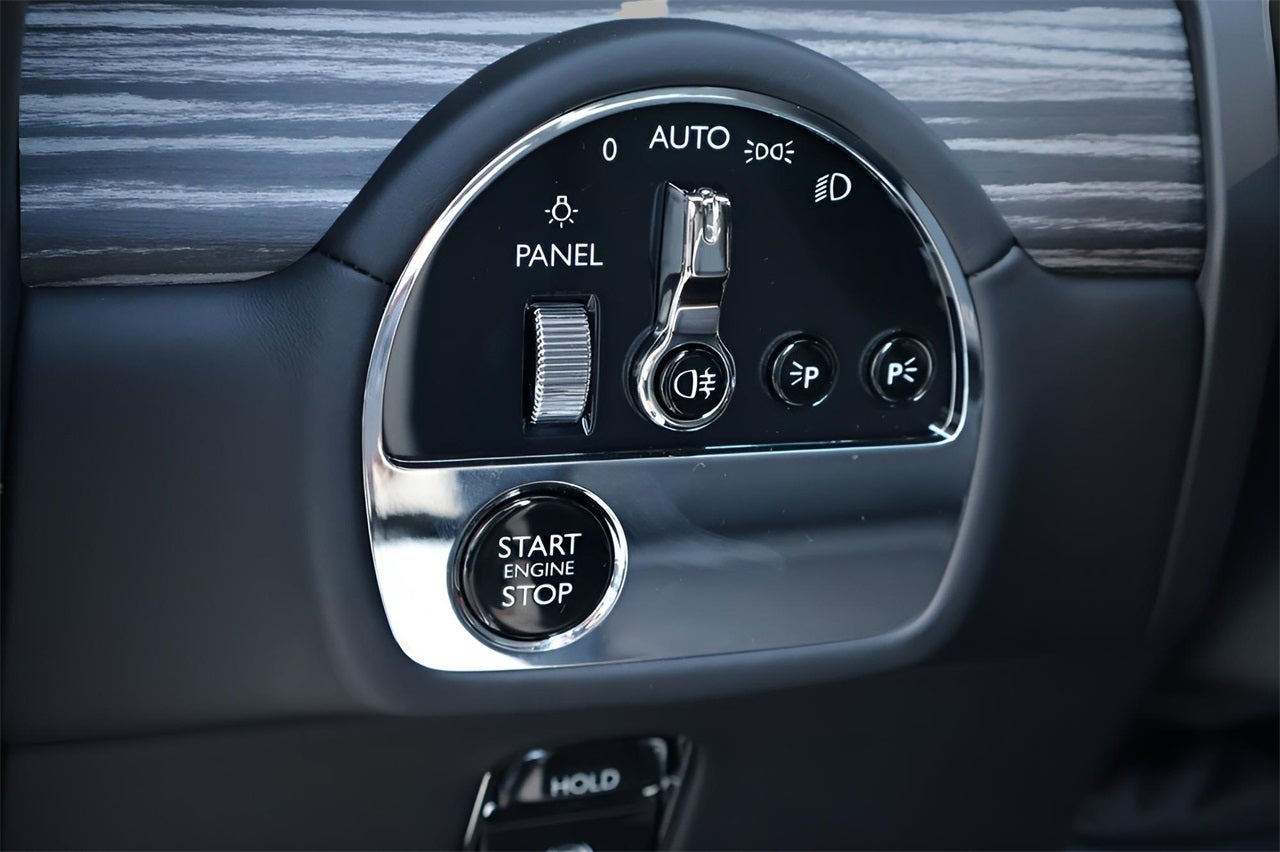 2026 Rolls-Royce Spectre 