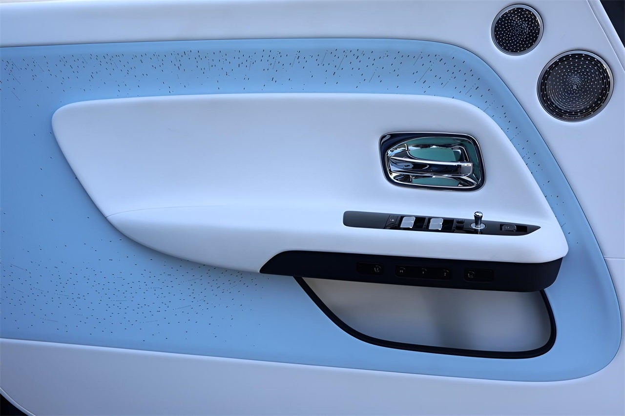 2025 Rolls-Royce Spectre Coupe