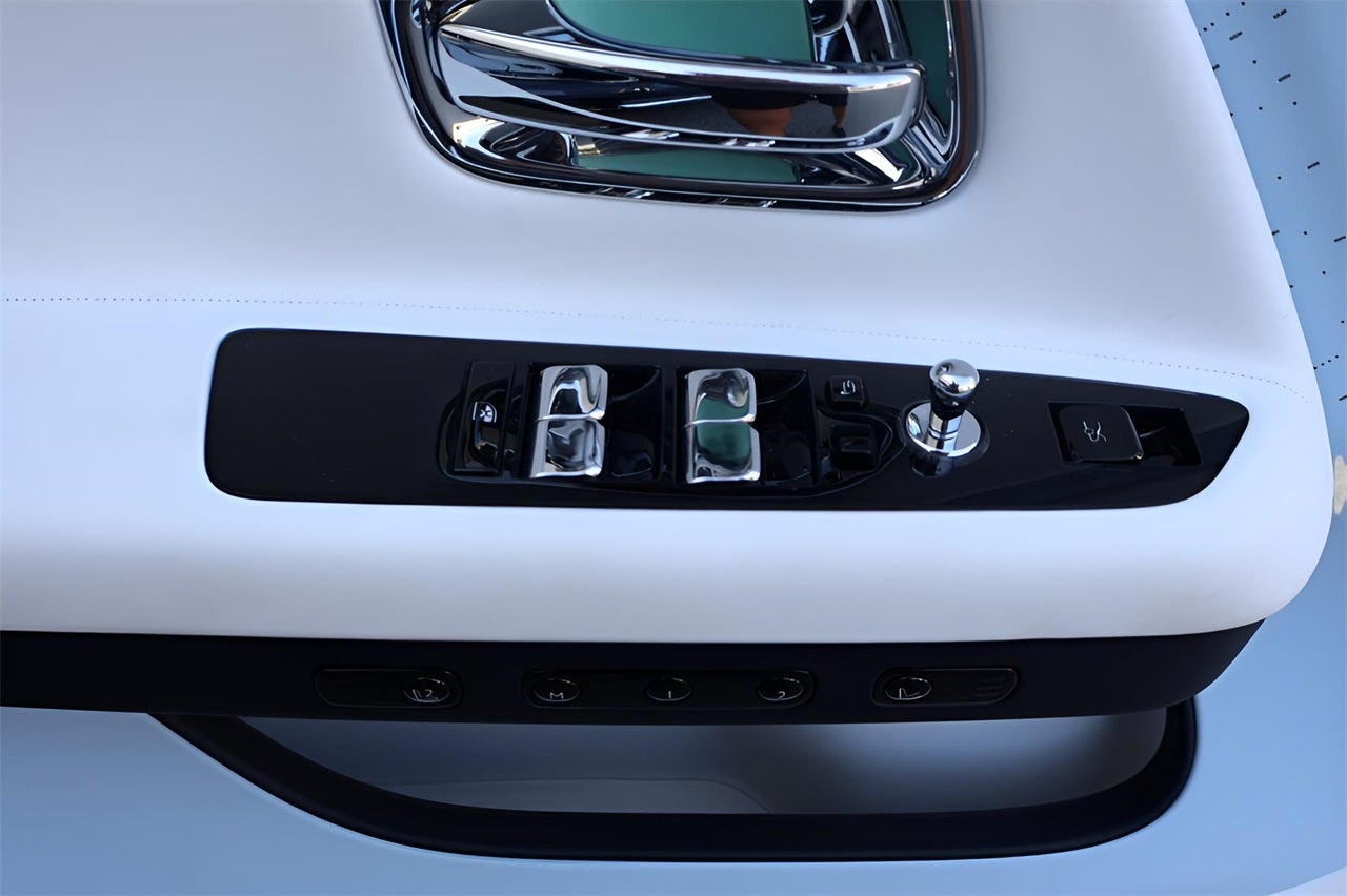 2025 Rolls-Royce Spectre Coupe