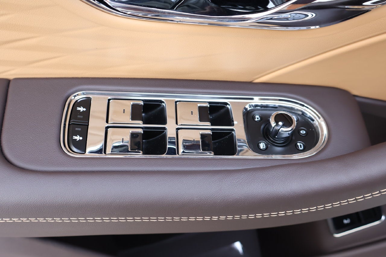 2026 Bentley Flying Spur V8