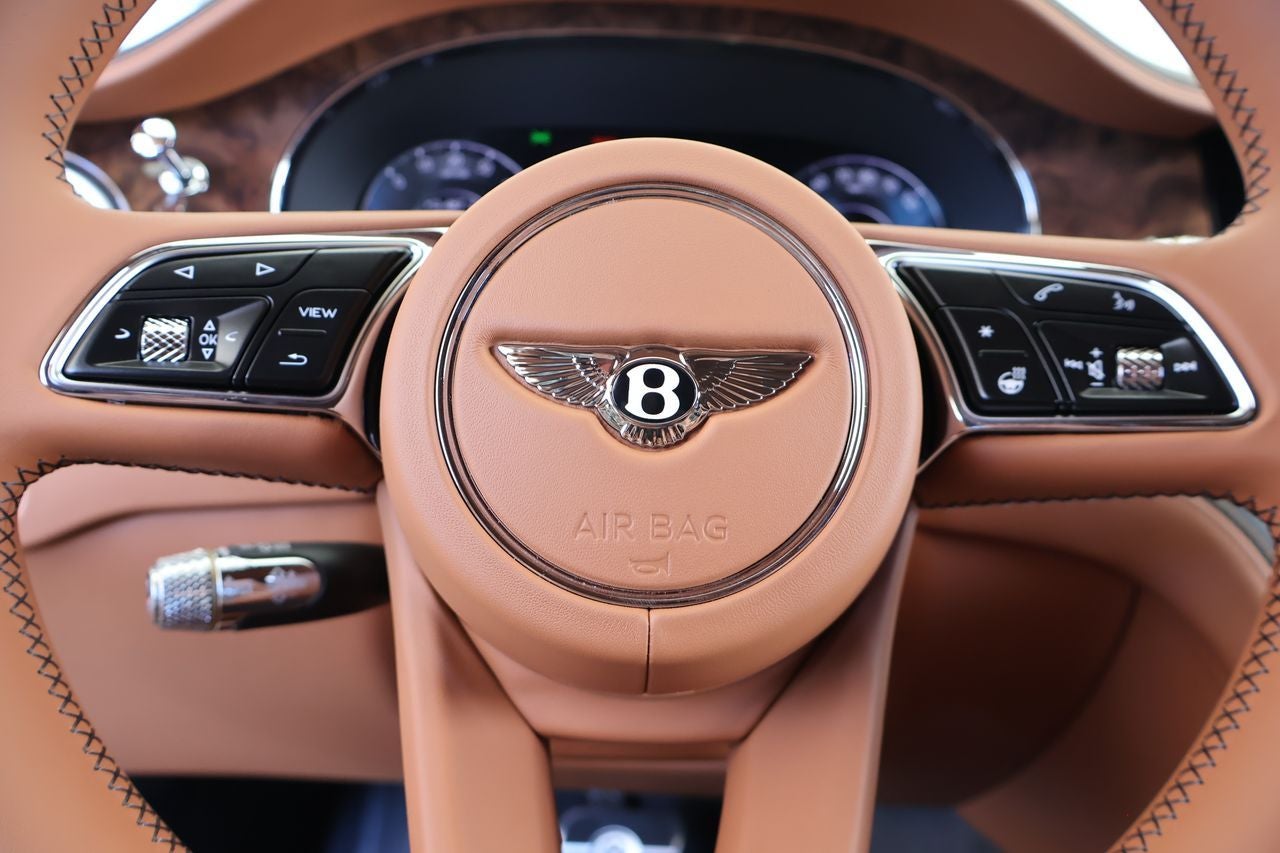2026 Bentley Flying Spur Azure