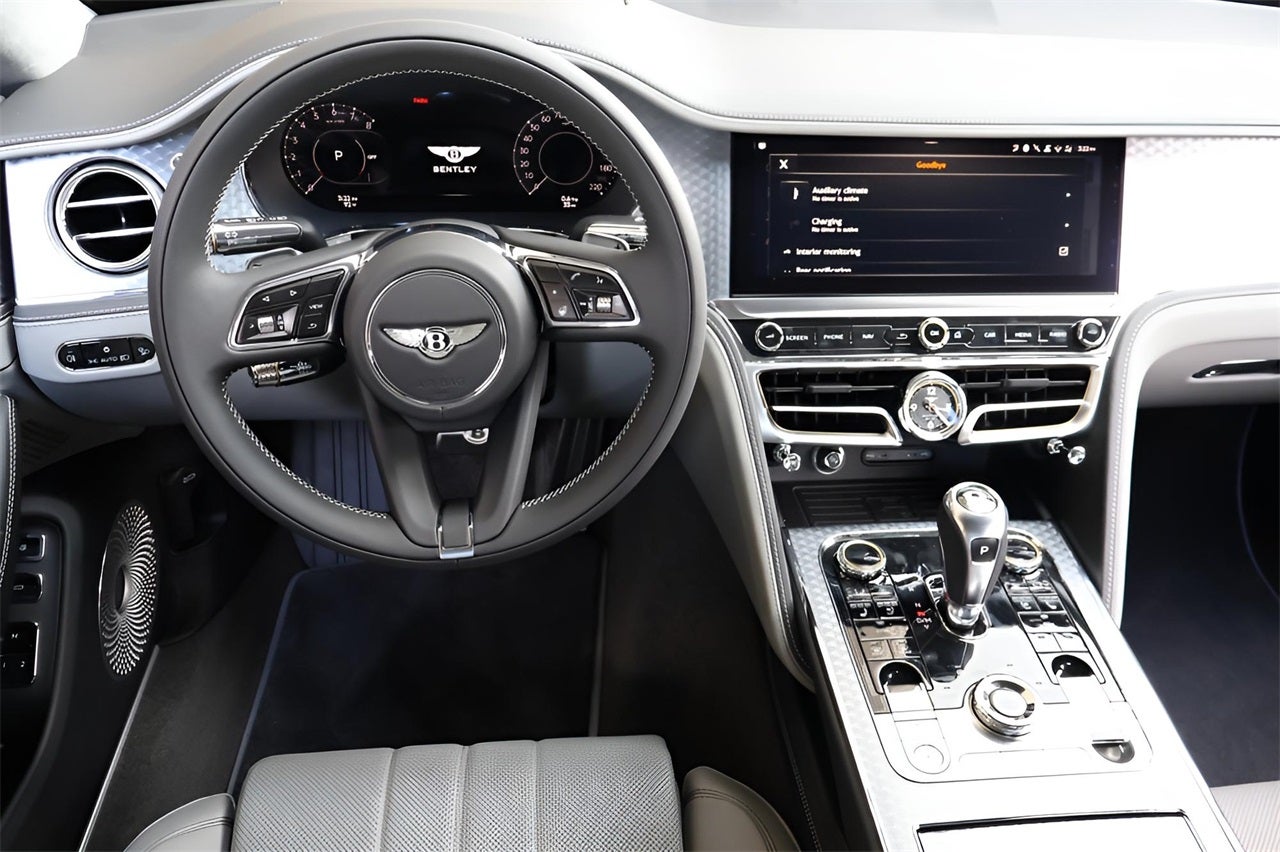 2025 Bentley Flying Spur Base