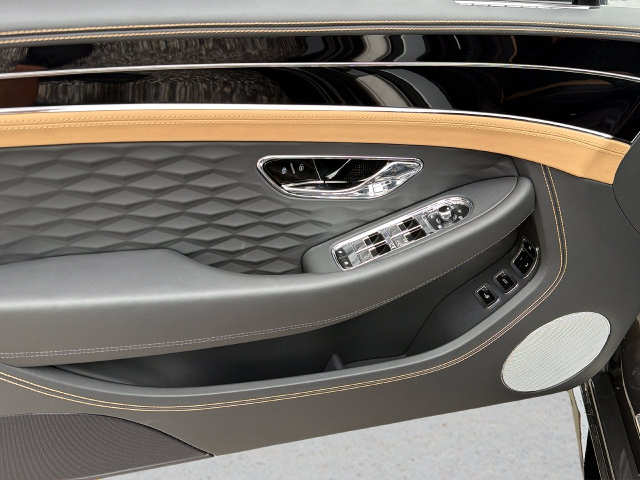 2026 Bentley Continental GT V8