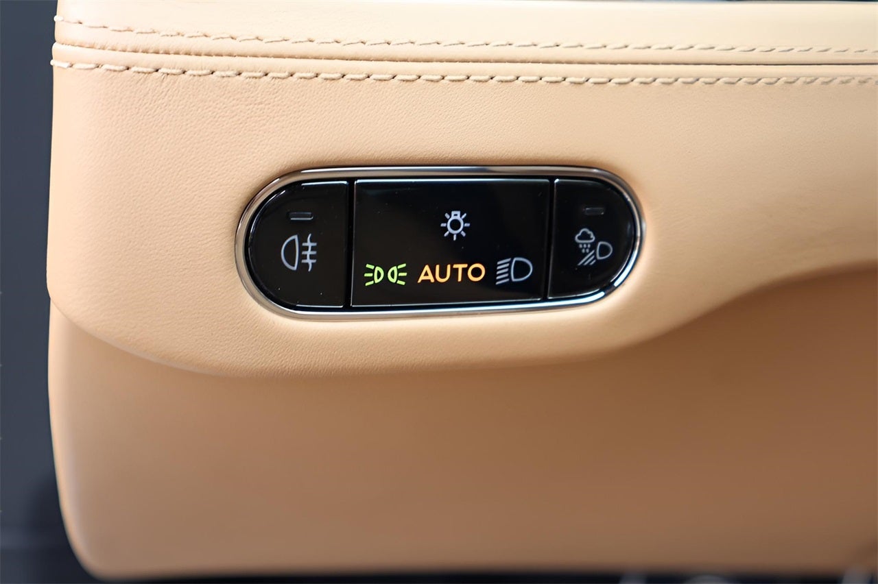 2026 Bentley Azure Base