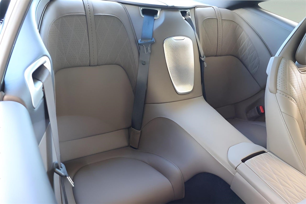 2025 Aston Martin DB12 Coupe