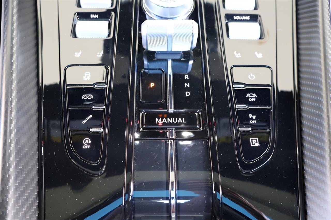 2025 Aston Martin DB12 Coupe