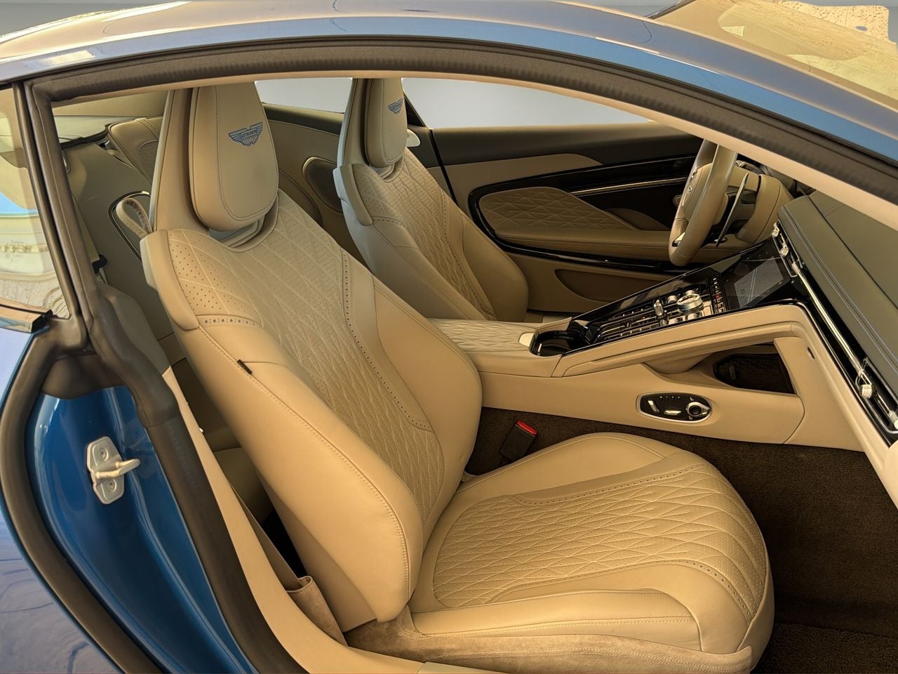 2024 Aston Martin DB12 Coupe