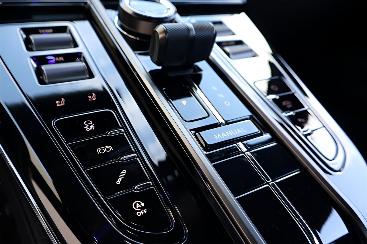 2026 Aston Martin Vantage Coupe