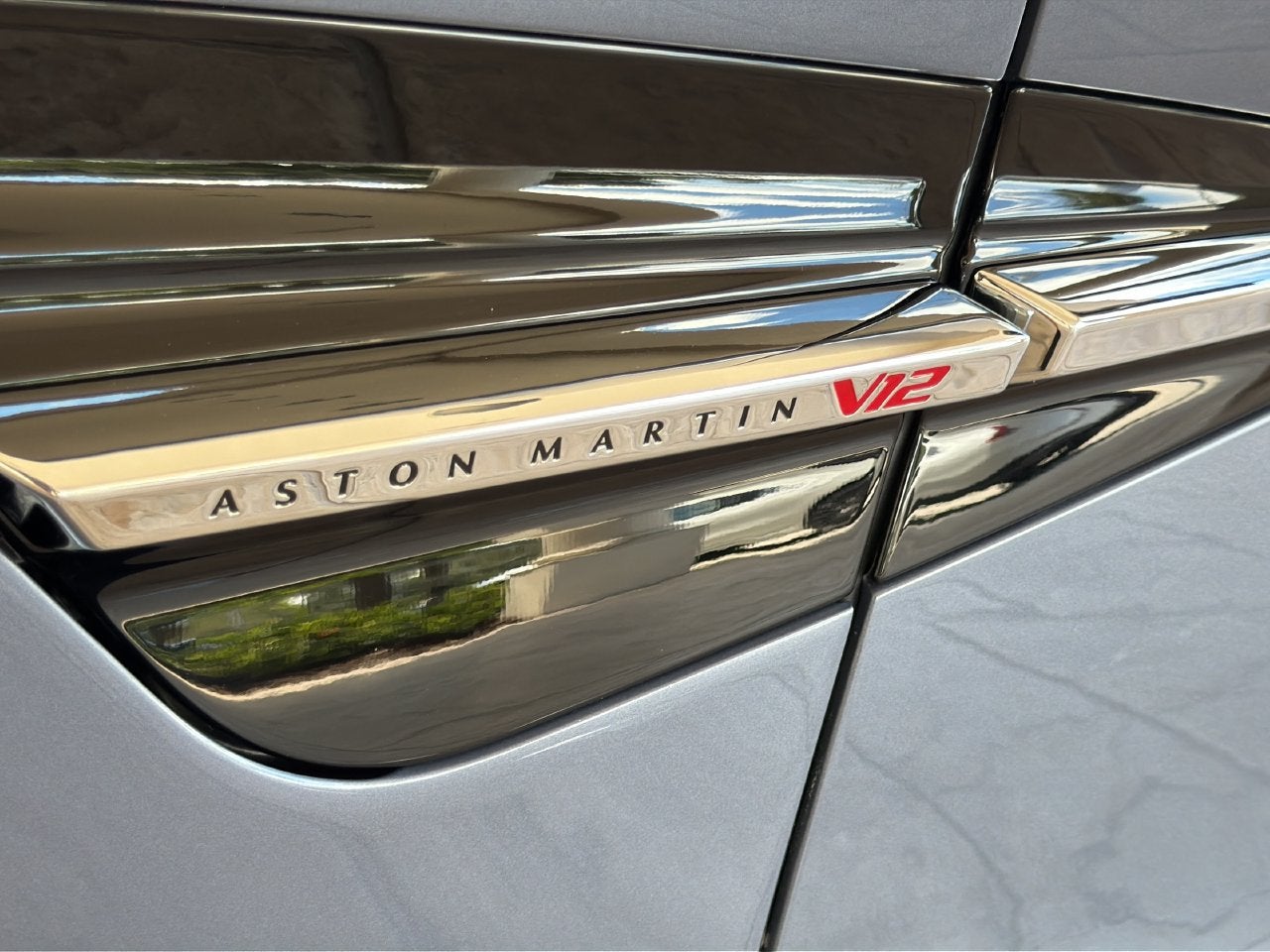 2027 Aston Martin Vanquish Volante