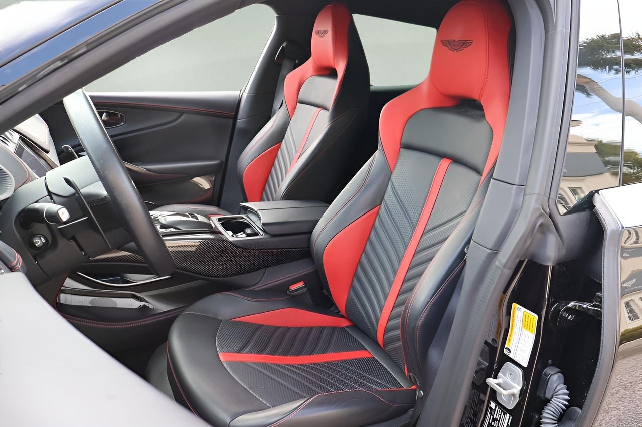 2024 Aston Martin DBX 707