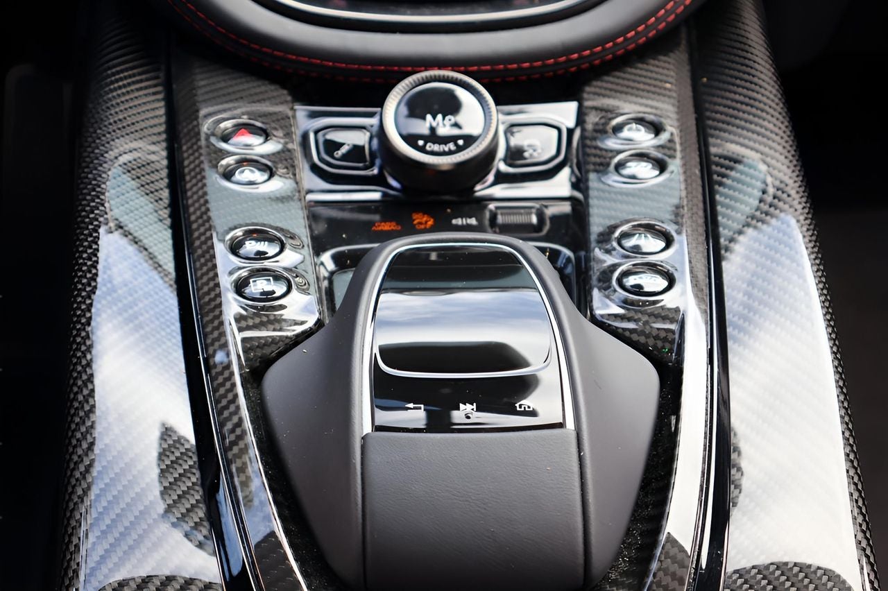 2024 Aston Martin DBX 707