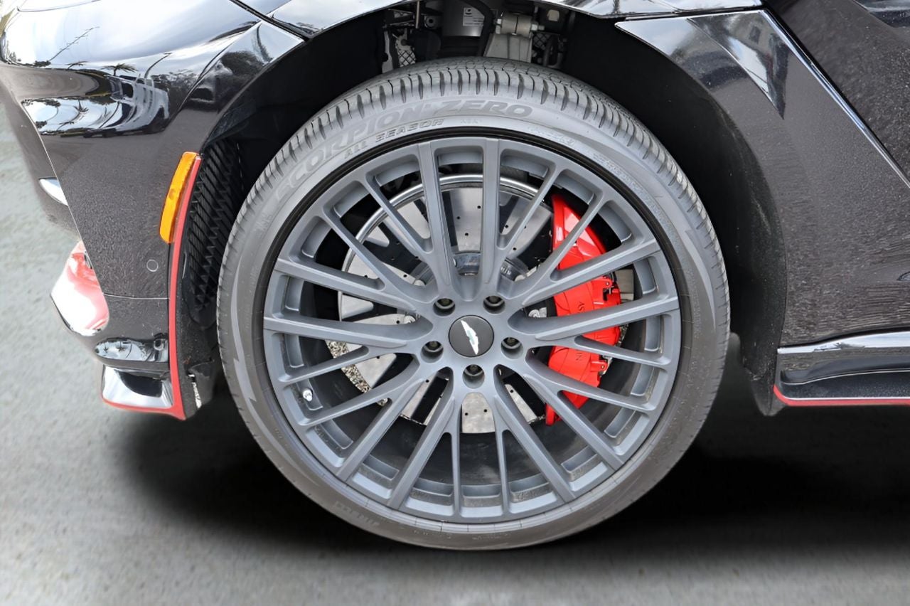 2024 Aston Martin DBX 707