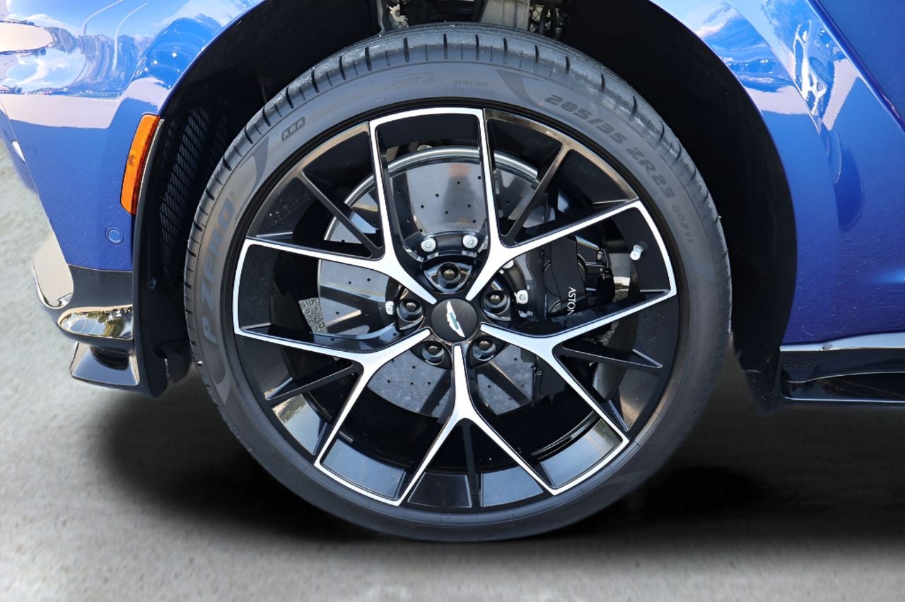 2026 Aston Martin DBX 707