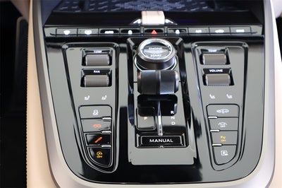 2026 Aston Martin DBX 707