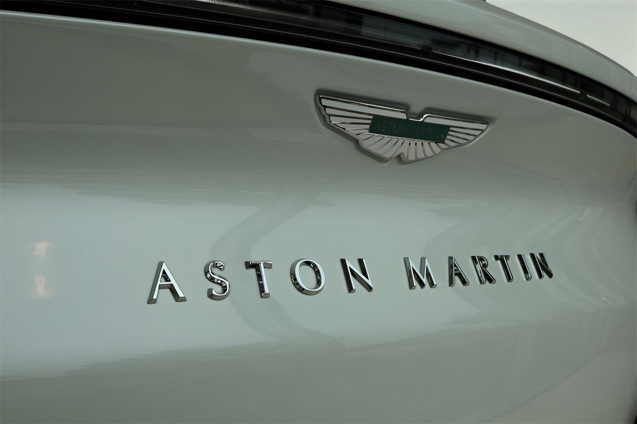 2025 Aston Martin DBX 707