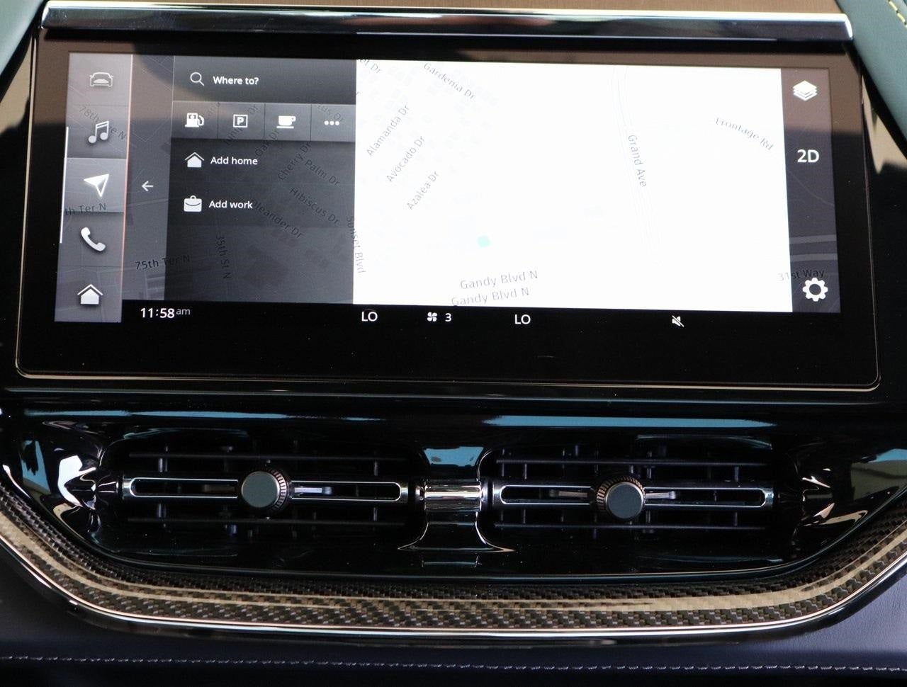 2025 Aston Martin DBX 707