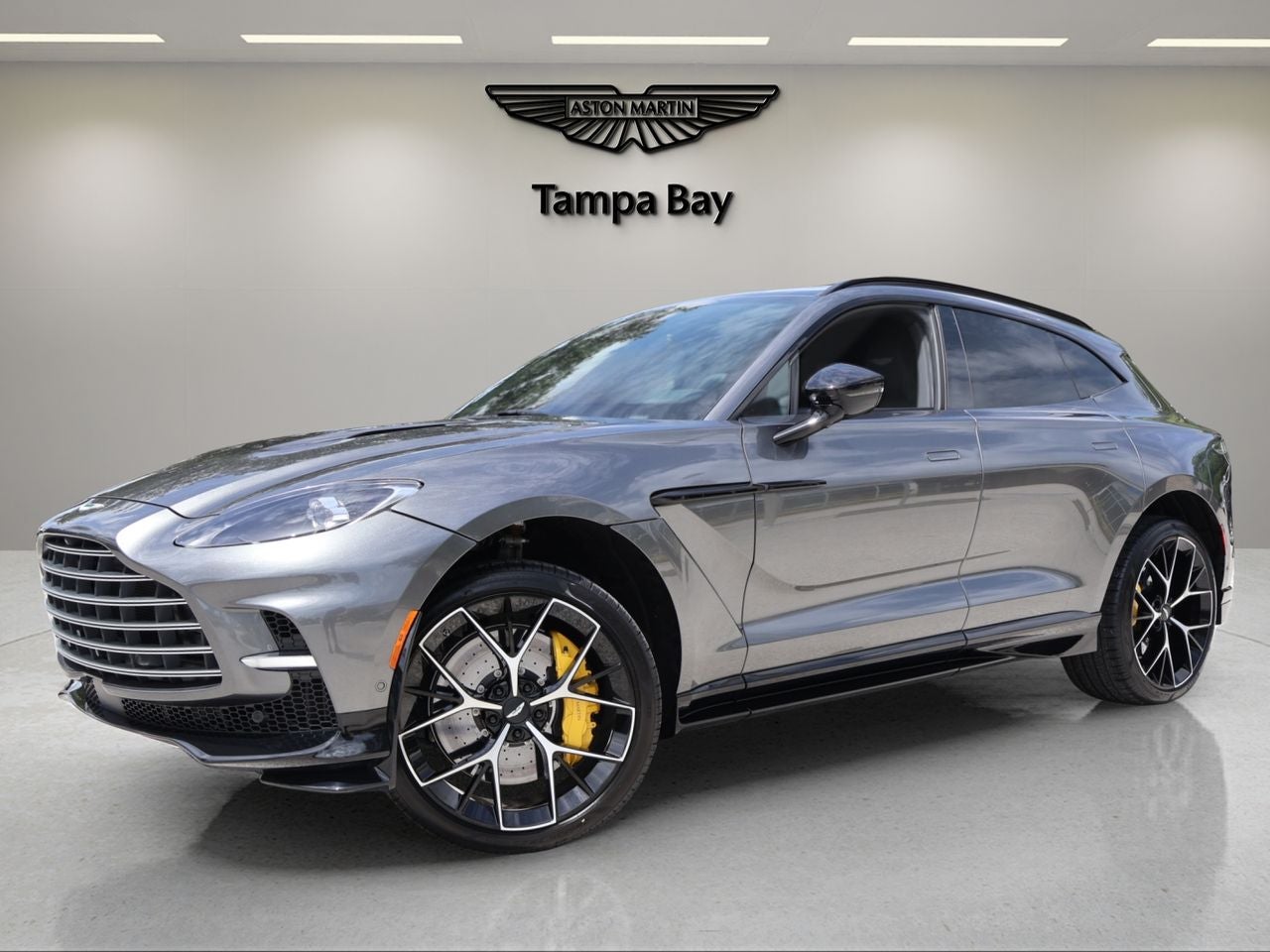 2026 Aston Martin DBX 707