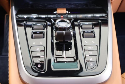 2026 Aston Martin DBX 707