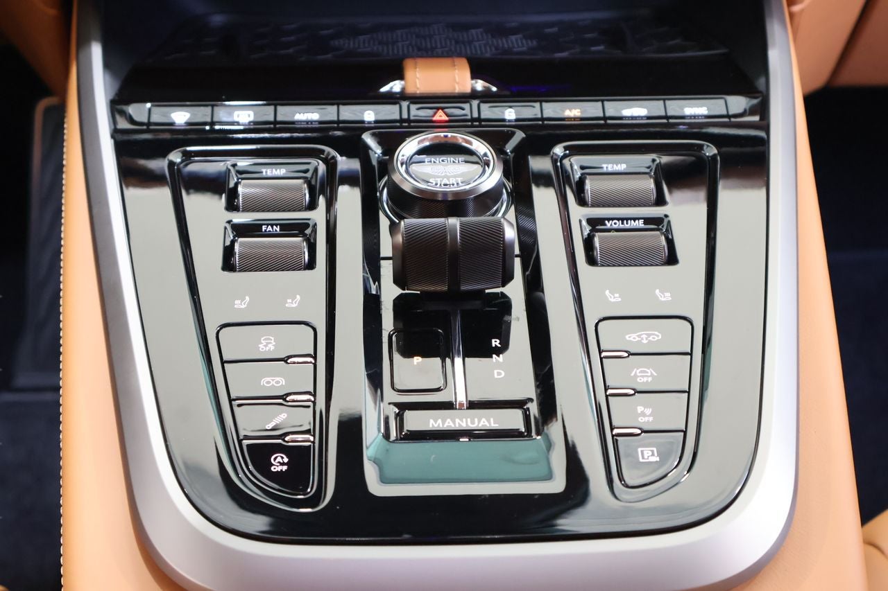 2026 Aston Martin DBX 707