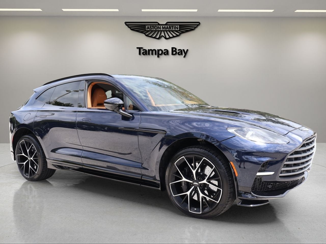 2026 Aston Martin DBX 707