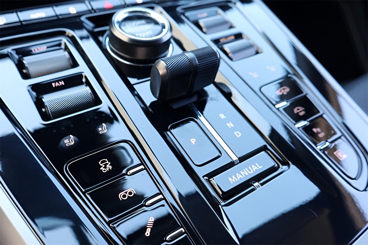 2026 Aston Martin DBX S