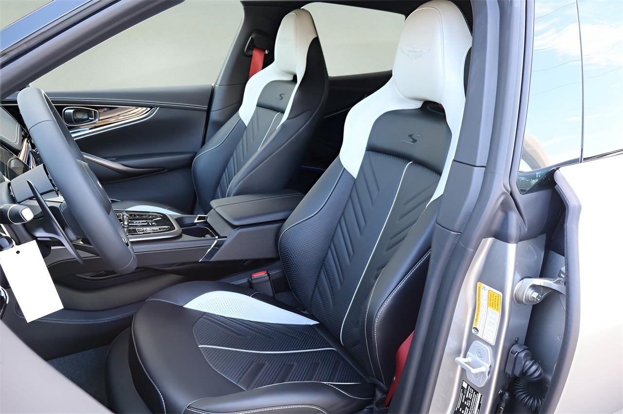 2026 Aston Martin DBX S