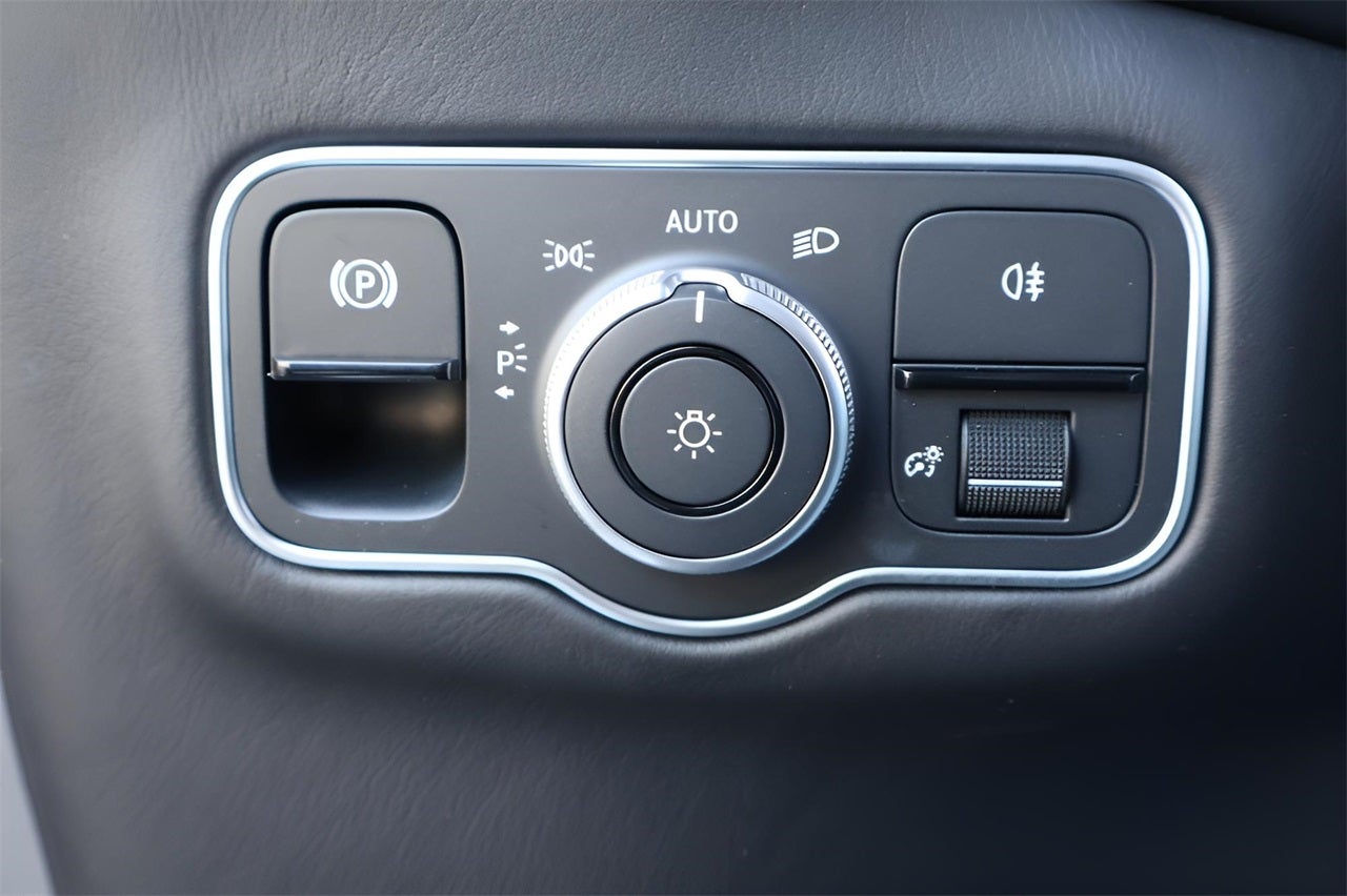 2026 Aston Martin DBX S