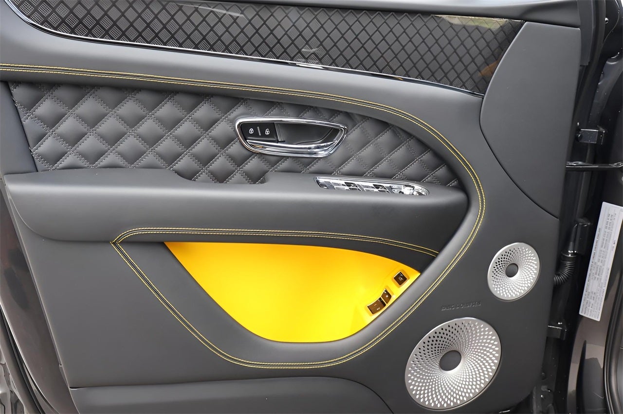 2025 Bentley Bentayga V8 S Black Edition