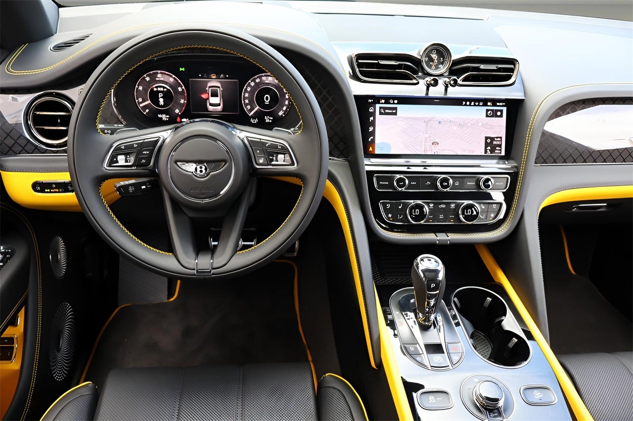 2025 Bentley Bentayga V8 S Black Edition