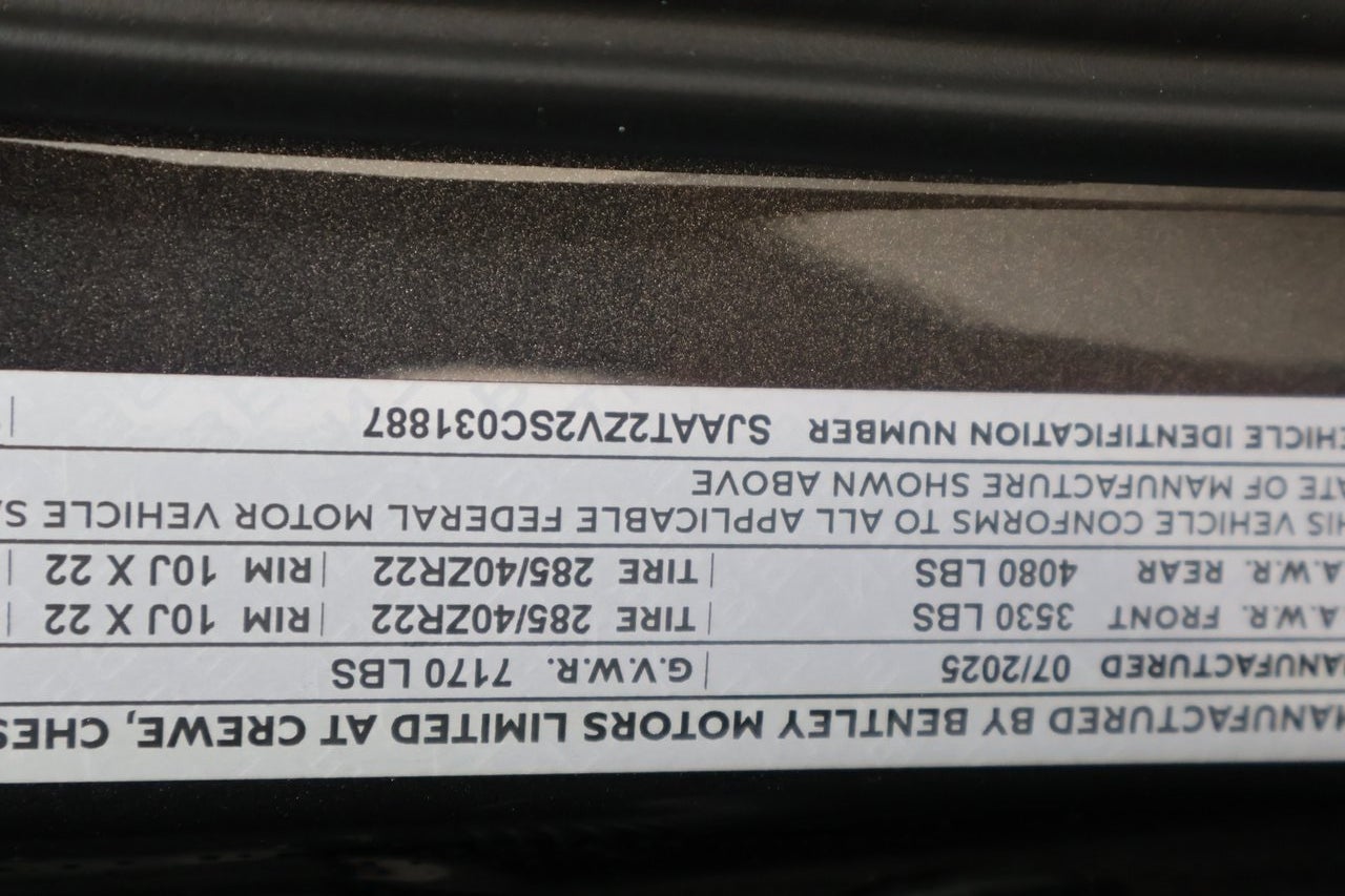 2025 Bentley Bentayga V8 S Black Edition