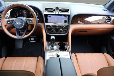 2026 Bentley Bentayga Azure V8