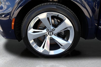 2025 Bentley Bentayga Azure V8