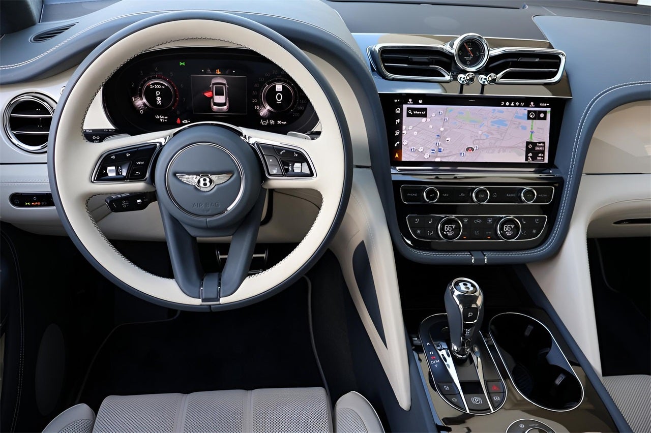 2025 Bentley Bentayga Azure V8