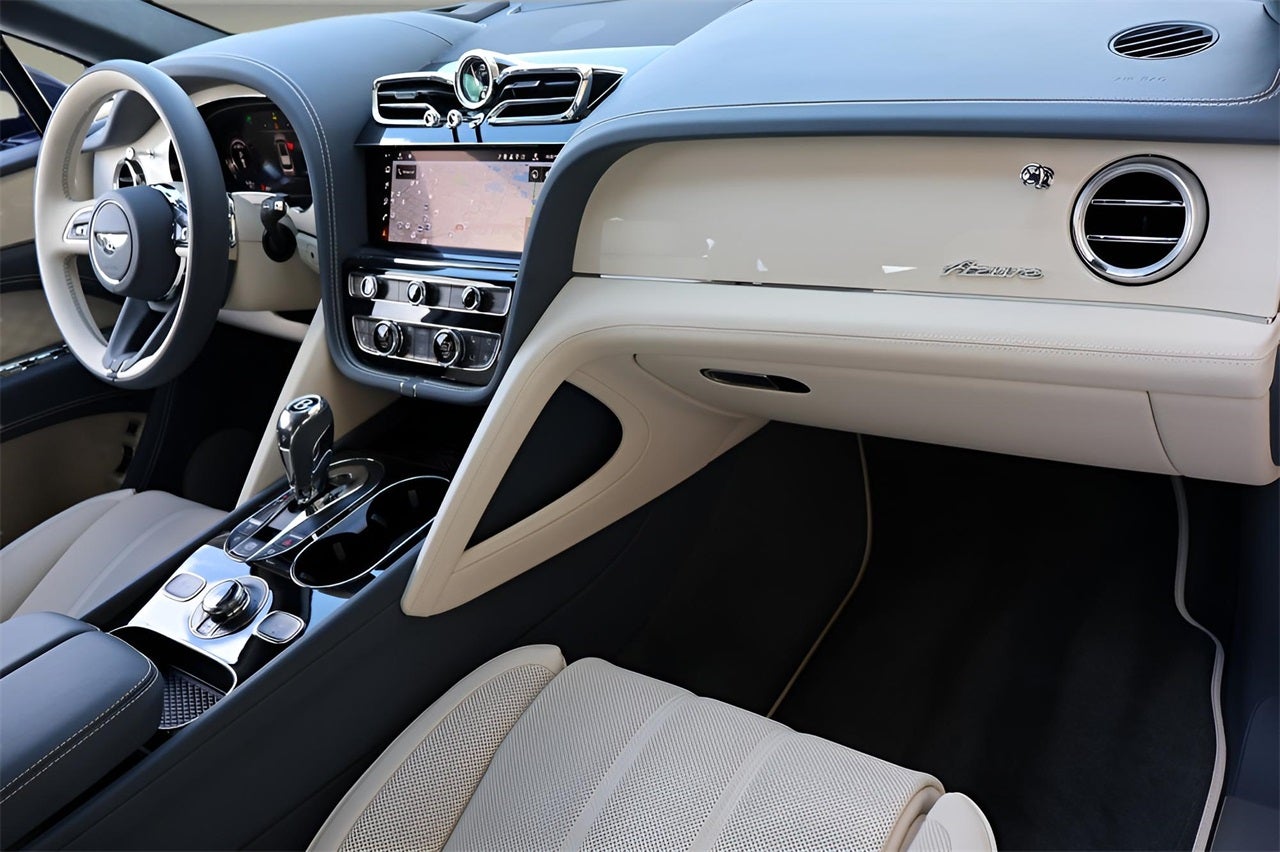 2025 Bentley Bentayga Azure V8
